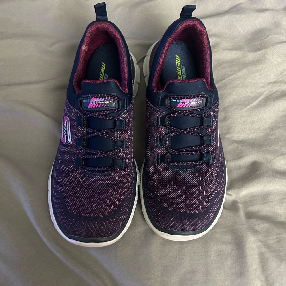 Skechers Women's Navy and Pink Sneakers